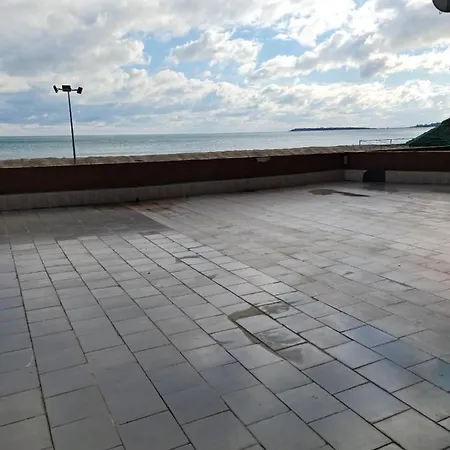 Sunny Beach Lägenhet Slăntjev Brjag